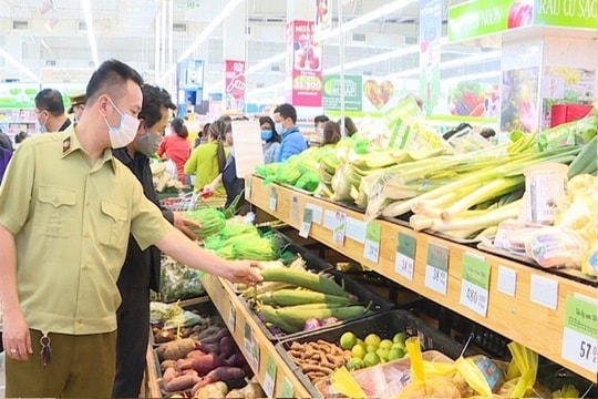 Tăng cường kiểm tra đột xuất về an toàn thực phẩm Tăng cường kiểm tra đột xuất về an toàn thực phẩm