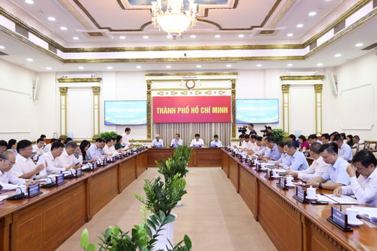 Kinh tế TP.HCM tiếp tục đà hồi phục Kinh tế TP.HCM tiếp tục đà hồi phục
