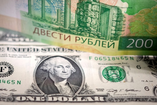 Đồng USD ngày càng giảm vị thế do phương Tây cấm vận Nga? Đồng USD ngày càng giảm vị thế do phương Tây cấm vận Nga?