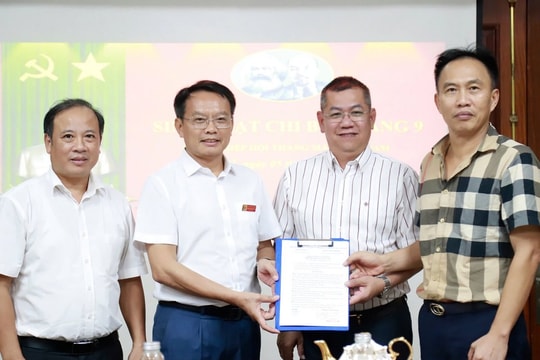 TS. Nguyễn Hoàng Hiệp được bầu làm Phó Chủ tịch Hiệp hội Thang máy Việt Nam TS. Nguyễn Hoàng Hiệp được bầu làm Phó Chủ tịch Hiệp hội Thang máy Việt Nam