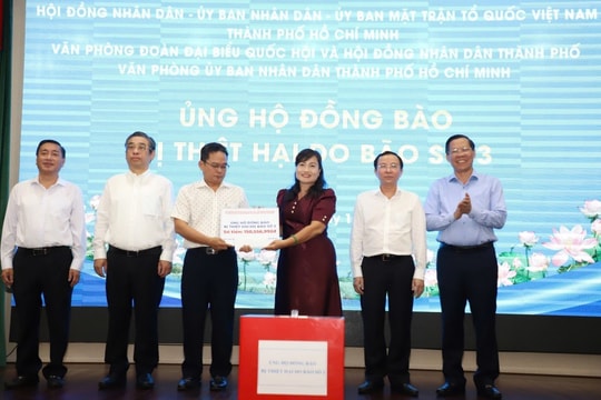 TP.HCM quyên góp 236,5 triệu đồng ủng hộ đồng bào miền Bắc bị bão lũ TP.HCM quyên góp 236,5 triệu đồng ủng hộ đồng bào miền Bắc bị bão lũ