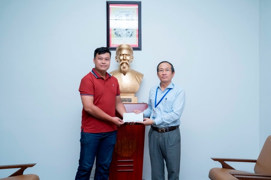 Doanh nghiệp hưởng ứng Chương trình “Cùng tiếp sức học sinh đến trường sau bão số 3” do Tạp chí Doanh Nhân Sài Gòn phát động Doanh nghiệp hưởng ứng Chương trình “Cùng tiếp sức học sinh đến trường sau bão số 3” do Tạp chí Doanh Nhân Sài Gòn phát động