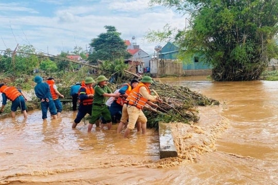 Cộng đồng quốc tế hỗ trợ Việt Nam khắc phục hậu quả bão số 3 Cộng đồng quốc tế hỗ trợ Việt Nam khắc phục hậu quả bão số 3
