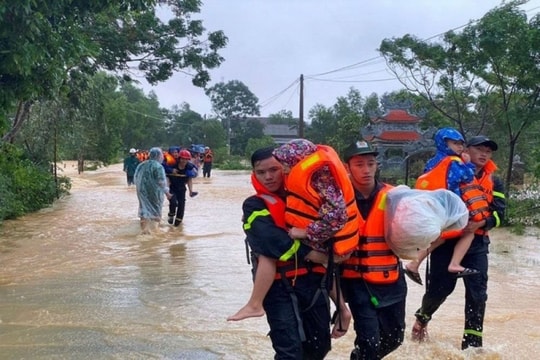 Mặt trận Tổ quốc Việt Nam công khai sao kê hơn 12.000 trang ủng hộ đồng bào thiệt hại do bão số 3 Mặt trận Tổ quốc Việt Nam công khai sao kê hơn 12.000 trang ủng hộ đồng bào thiệt hại do bão số 3