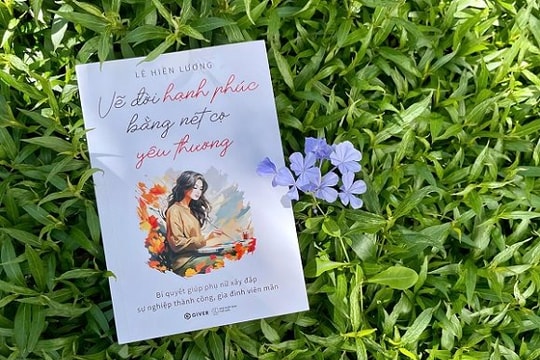 "Vẽ đời hạnh phúc bằng nét cọ yêu thương"
