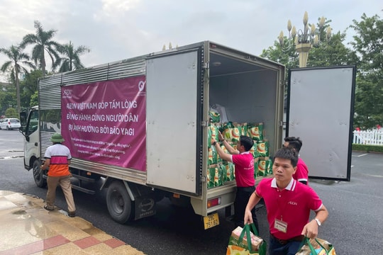 Aeon Việt Nam hỗ trợ hàng ngàn tấn thực phẩm đến người dân vùng bão lũ Aeon Việt Nam hỗ trợ hàng ngàn tấn thực phẩm đến người dân vùng bão lũ