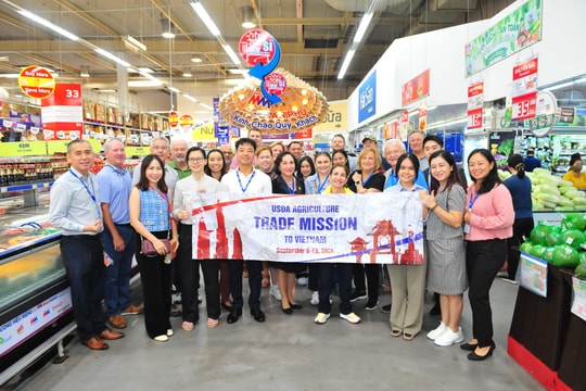 Phái đoàn thương mại nông sản Mỹ thăm MM Mega Market Việt Nam Phái đoàn thương mại nông sản Mỹ thăm MM Mega Market Việt Nam