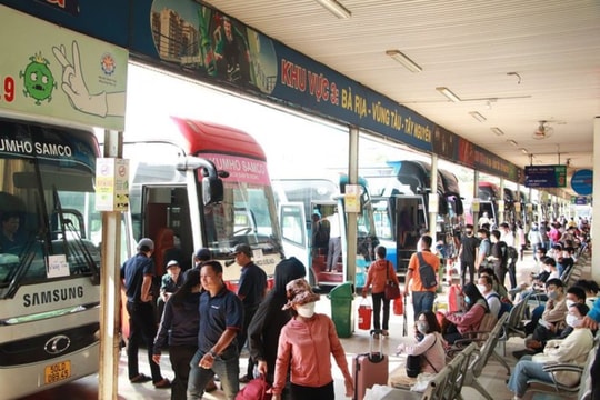 TP.HCM kết nối xe trung chuyển người dân đến 5 bến xe