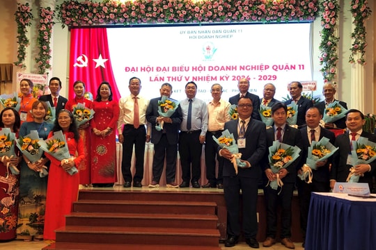 Ông Hàng Vay Chi tái đắc cử Chủ tịch Hội Doanh nghiệp quận 11 nhiệm kỳ 2024-2029 Ông Hàng Vay Chi tái đắc cử Chủ tịch Hội Doanh nghiệp quận 11 nhiệm kỳ 2024-2029