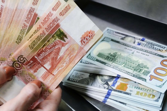 Đồng USD đang mất dần ưu thế trong thanh toán quốc tế? Đồng USD đang mất dần ưu thế trong thanh toán quốc tế?