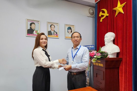 Ca sĩ Hoàng Châu ủng hộ chương trình “Cùng tiếp sức học sinh đến trường sau bão số 3”