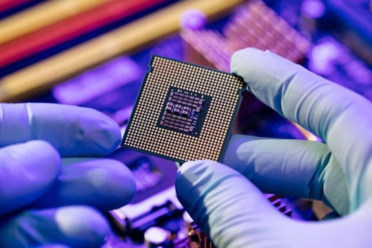 Việt Nam ban hành chiến lược phát triển công nghiệp bán dẫn đến 2050 Việt Nam ban hành chiến lược phát triển công nghiệp bán dẫn đến 2050