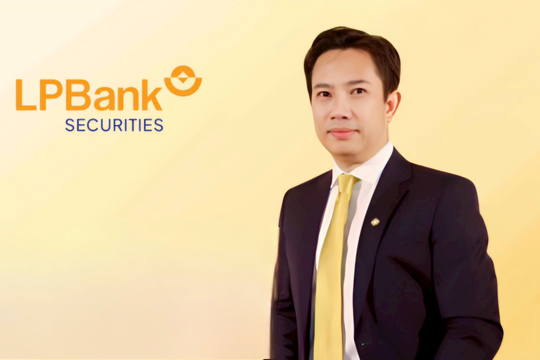 Chủ tịch Chứng khoán LPBank từ nhiệm trước thềm họp cổ đông bất thường Chủ tịch Chứng khoán LPBank từ nhiệm trước thềm họp cổ đông bất thường