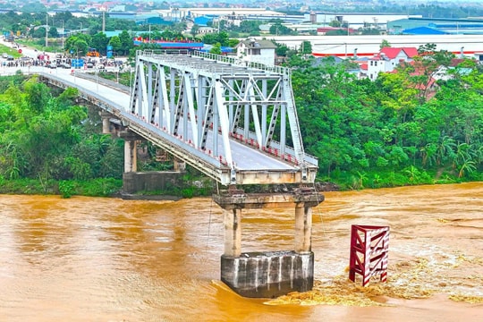 Phê duyệt hơn 9 tỷ đồng để trục vớt cầu Phong Châu