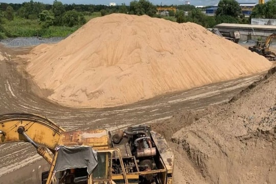 Tiền Giang cấp phép khai thác mỏ cát làm dự án đường Vành đai 3 TP.HCM