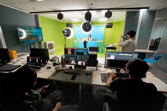 Livestream không thể thiếu trong kết nối cung cầu 2024 Livestream không thể thiếu trong kết nối cung cầu 2024