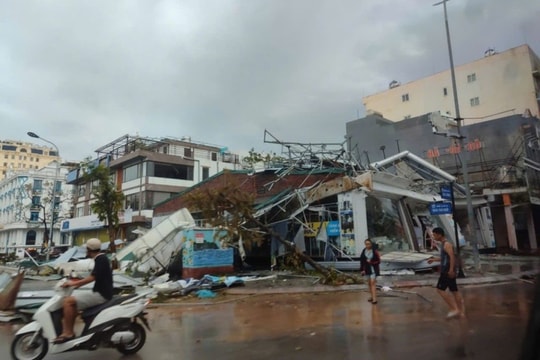 Dự kiến cơ cấu lại thời hạn trả nợ cho khách hàng bị thiệt hại do bão số 3 Dự kiến cơ cấu lại thời hạn trả nợ cho khách hàng bị thiệt hại do bão số 3