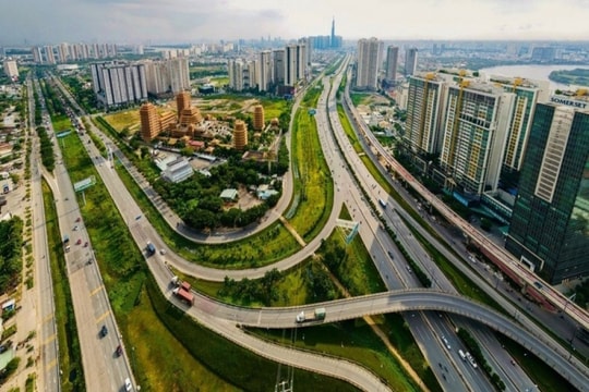 Đẩy mạnh giải ngân vốn đầu tư công trong những tháng cuối năm Đẩy mạnh giải ngân vốn đầu tư công trong những tháng cuối năm