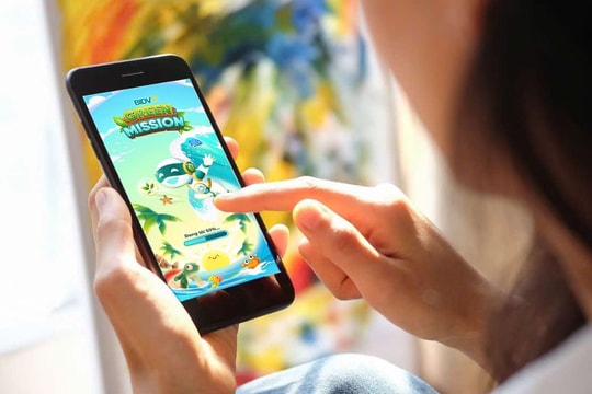 Làm sạch biển, nhận quà “sống xanh”