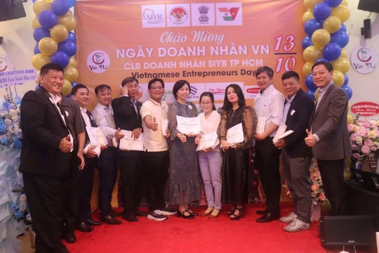 SIYB họp mặt hội viên mừng Ngày Doanh nhân Việt Nam