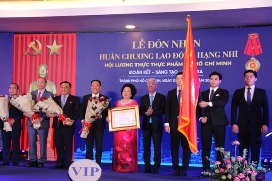 Hội Lương thực Thực phẩm TP.HCM vinh dự nhận Huân chương Lao động Hạng Nhì