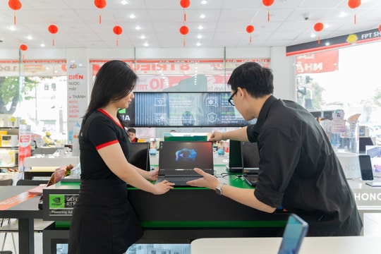 FPT Shop khai trương hai điểm trải nghiệm Laptop AI hợp tác cùng Nvidia tại Hà Nội và TP.HCM FPT Shop khai trương hai điểm trải nghiệm Laptop AI hợp tác cùng Nvidia tại Hà Nội và TP.HCM