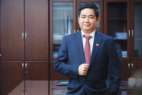 Tổng Giám đốc SATRA Lâm Quốc Thanh: Quyết tâm “vượt sóng” để về đích Tổng Giám đốc SATRA Lâm Quốc Thanh: Quyết tâm “vượt sóng” để về đích