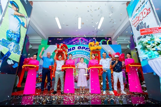 Lion Golf Outlet - khu tổ hợp mua sắm, fitting gậy lớn nhất Việt Nam