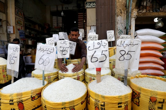 Ngân hàng Trung ương Pakistan tiếp tục giảm mạnh lãi suất Ngân hàng Trung ương Pakistan tiếp tục giảm mạnh lãi suất