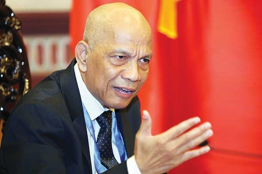 Ông Nguyễn Hồng Huệ - Chủ tịch Hội Doanh nhân VN ở nước ngoài: Nguồn vốn từ kiều bào đang chờ rót về Ông Nguyễn Hồng Huệ - Chủ tịch Hội Doanh nhân VN ở nước ngoài: Nguồn vốn từ kiều bào đang chờ rót về