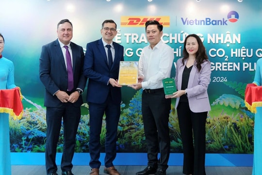 VietinBank giảm 26,66 tấn CO2 nhờ dịch vụ GoGreen Plus của DHL