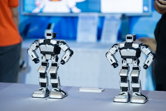 Chuyển đổi số và AI - Con đường bứt phá cho doanh nghiệp Việt Chuyển đổi số và AI - Con đường bứt phá cho doanh nghiệp Việt