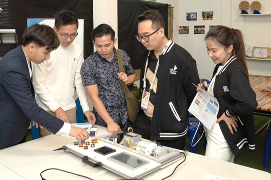 Các nhà lãnh đạo trẻ khát vọng xây dựng một ASEAN kết nối và sáng tạo hơn