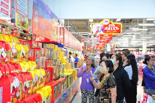 Sản xuất Tết 2025 giữa thách thức kinh tế cuối năm Sản xuất Tết 2025 giữa thách thức kinh tế cuối năm