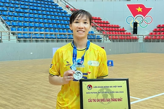 Từ luỹ tre làng đến "lịch sử bóng đá Việt Nam" của Trần Thị Thùy Trang Từ luỹ tre làng đến "lịch sử bóng đá Việt Nam" của Trần Thị Thùy Trang