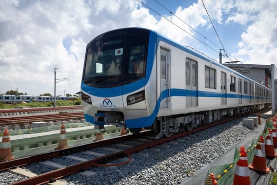 Đề xuất miễn phí giá vé metro số 1 cho 5 nhóm đối tượng Đề xuất miễn phí giá vé metro số 1 cho 5 nhóm đối tượng