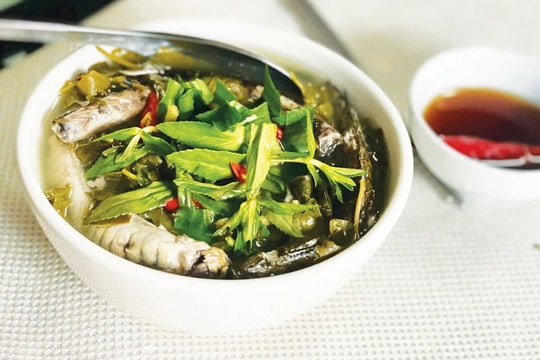 Canh chua cá kèo lá giang: Thanh đậm vị quê nhà