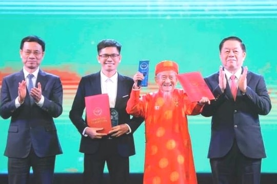 Nhà nghiên cứu Nguyễn Đình Tư đoạt giải A Giải thưởng Sách Quốc gia