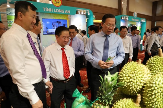 TPHCM tiếp tục hợp tác với 13 tỉnh Đồng bằng sông Cửu Long TPHCM tiếp tục hợp tác với 13 tỉnh Đồng bằng sông Cửu Long