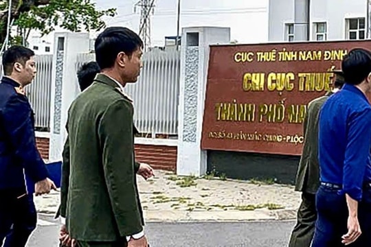 Yêu cầu siết chặt kỷ luật sau khi nhiều cán bộ thuế bị khởi tố