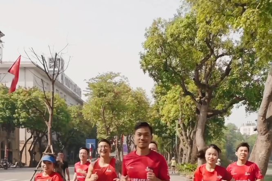 Lãnh đạo Techcombank truyền cảm hứng tại Giải marathon Quốc tế TP.HCM Techcombank Lãnh đạo Techcombank truyền cảm hứng tại Giải marathon Quốc tế TP.HCM Techcombank