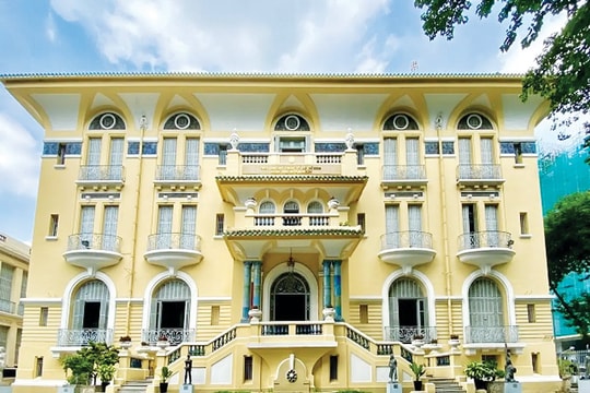 “Vua nhà cửa”, “Vua tiền bạc” Huỳnh Trọng Tán Kỳ 2: Làm giàu và cống hiến cho cộng đồng “Vua nhà cửa”, “Vua tiền bạc” Huỳnh Trọng Tán Kỳ 2: Làm giàu và cống hiến cho cộng đồng