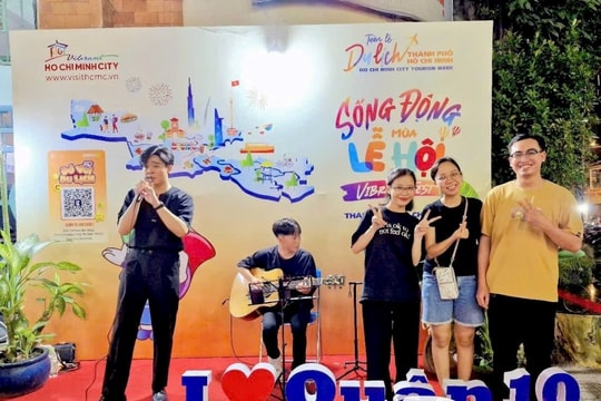 Nhộn nhịp Tuần lễ du lịch TP.HCM năm 2024 Nhộn nhịp Tuần lễ du lịch TP.HCM năm 2024