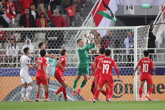 'Mua' cầu thủ ngoại cho tuyển quốc gia: Lợi hay hại? 'Mua' cầu thủ ngoại cho tuyển quốc gia: Lợi hay hại?