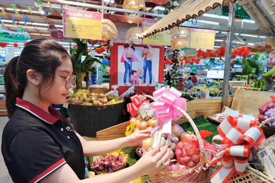 Co.opmart trình làng giỏ quà Tết độc, lạ Co.opmart trình làng giỏ quà Tết độc, lạ