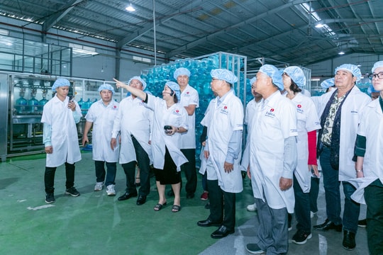 Tham quan học tập doanh nghiệp: Fujiwa và hành trình chinh phục thị trường từ chiến lược 4P