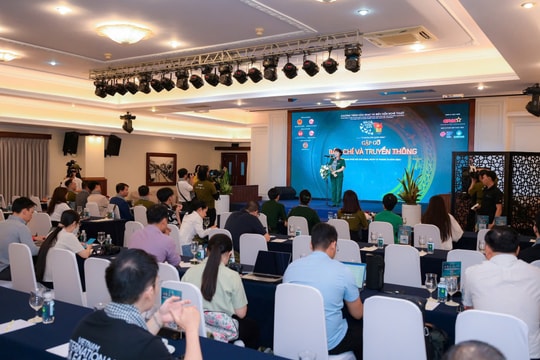 Chương trình hòa nhạc và nghệ thuật đặc biệt “Bài ca không quên” Chương trình hòa nhạc và nghệ thuật đặc biệt “Bài ca không quên”