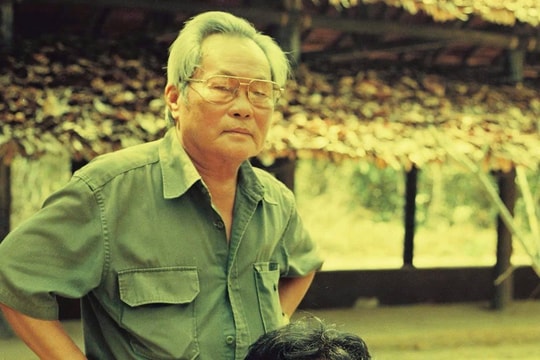 Nhà văn Nguyễn Quang Sáng: Tìm chi tiết nhỏ cho cuộc đời lớn Nhà văn Nguyễn Quang Sáng: Tìm chi tiết nhỏ cho cuộc đời lớn