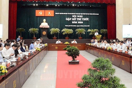 Lãnh đạo TP.HCM gặp gỡ trí thức, khơi nguồn sáng tạo