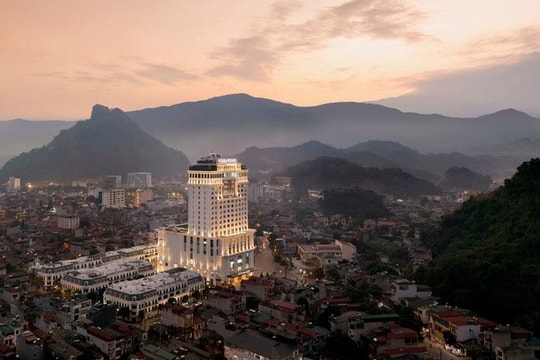 Four Points by Sheraton Hà Giang ra mắt tại điểm đến tuyệt đẹp của vùng núi phía Bắc Four Points by Sheraton Hà Giang ra mắt tại điểm đến tuyệt đẹp của vùng núi phía Bắc